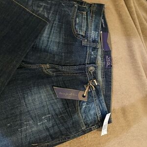 Women’s Blue Jeans